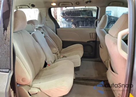 2011 Toyota Sienna Le from USA, damaged, VIN 5TDKK3DC8BS117026